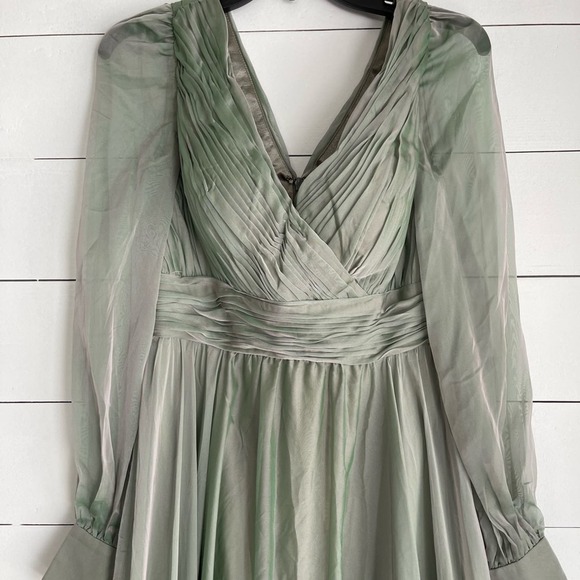 NET MAC DUGGAL FAUX WRAP LONG SLEEVE TIERED GOWN SIZE 6 - Picture 3 of 12